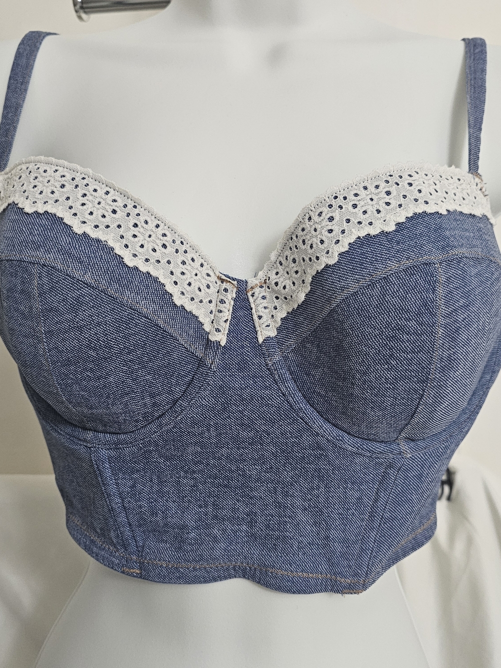 NWOT Denim Lace-Trim Bustier Crop Top in Blue, Sz M